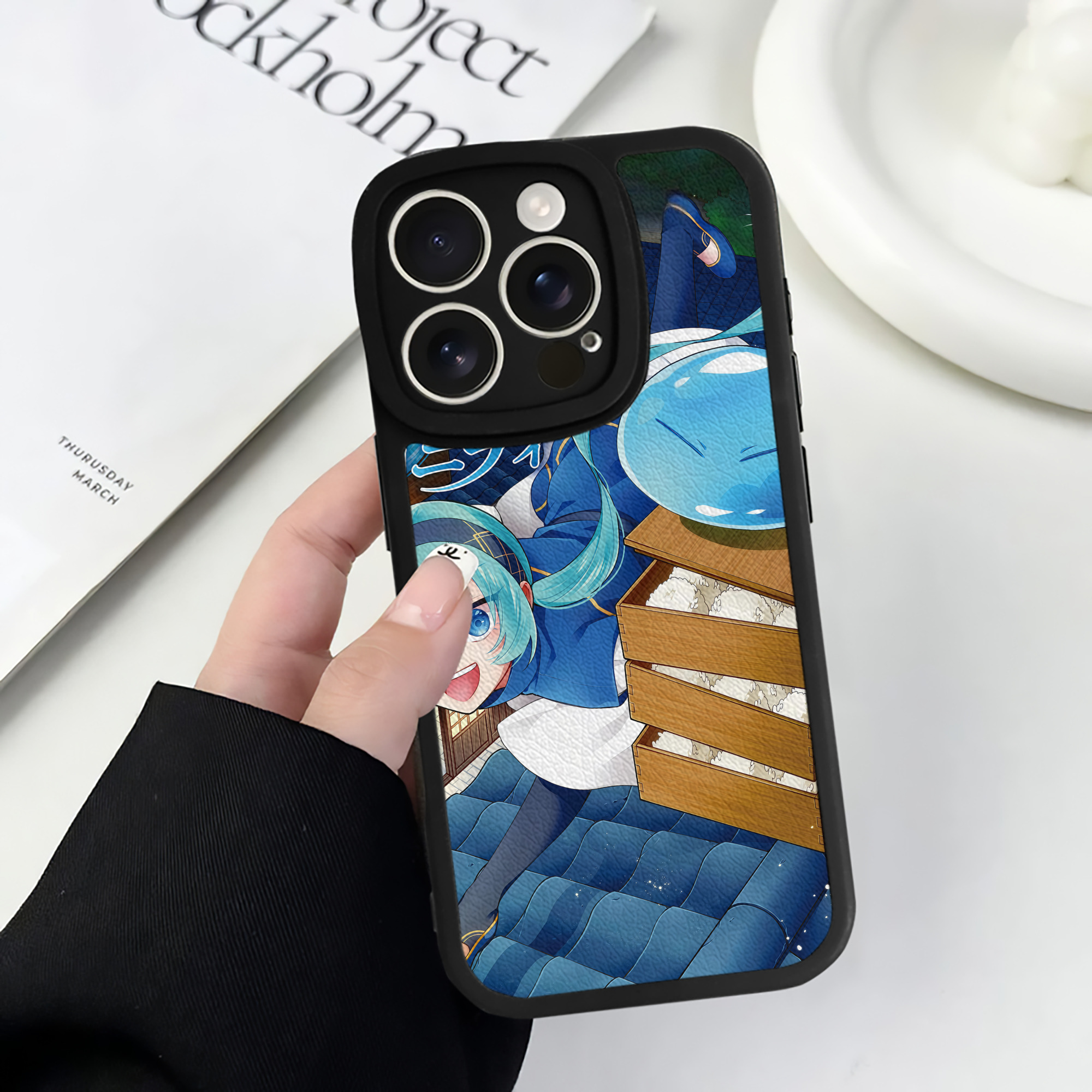 （画像用） 転スラ Regarding Reincarnated to Slime 【iPhone 16シリーズ対応】シリコンスマホケース（レザー調） 材質：シリコン